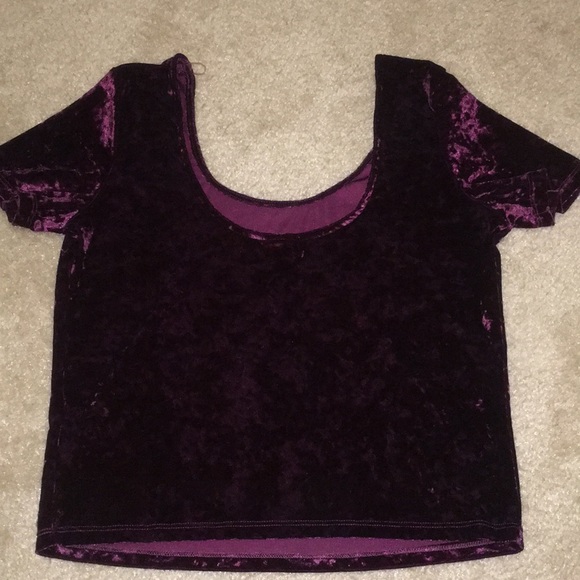 Burgundy suede cop top - Picture 2 of 2